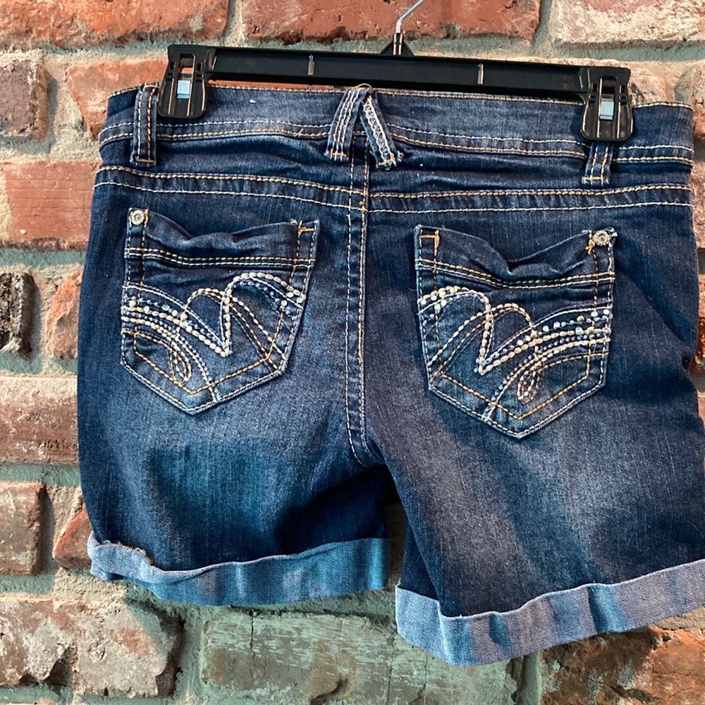 Wallflower JEANS Blue DENIM Jeans
shorts S - Picture 7 of 12